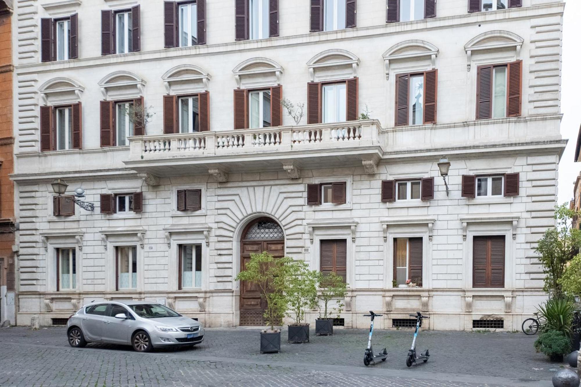 The Best In Rome Orologio Екстер'єр фото